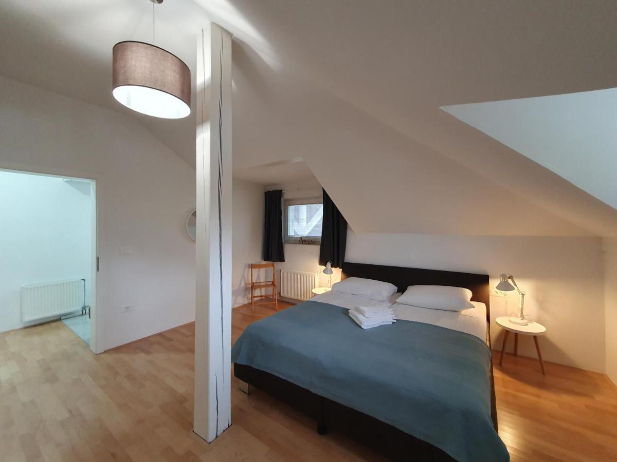 Charming Apartment Mila In Privat House With Free Parking Ljubljana Buitenkant foto