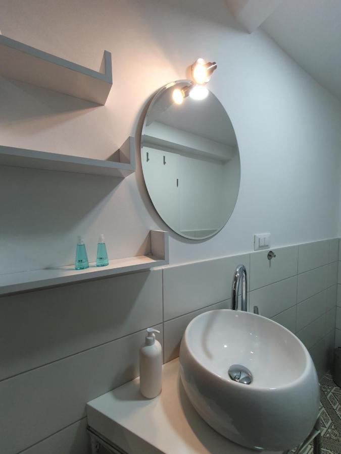 Charming Apartment Mila In Privat House With Free Parking Ljubljana Buitenkant foto